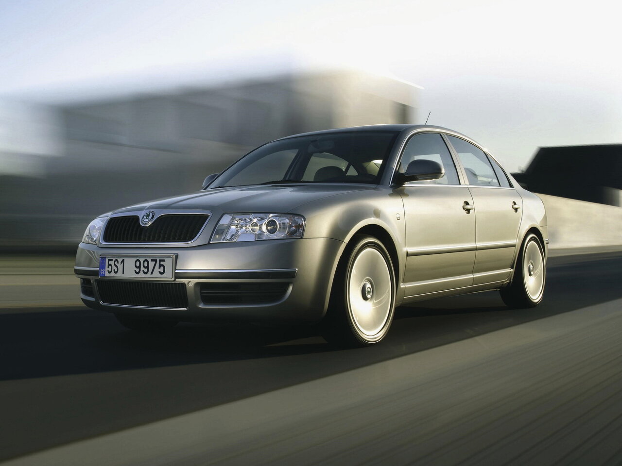 I Рестайлинг (2006–2008)