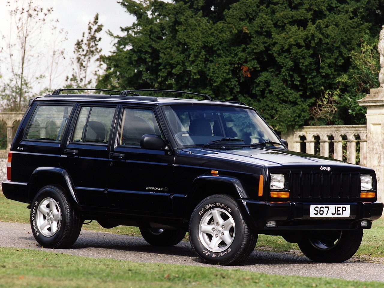 II (XJ) Рестайлинг (1997–2001)