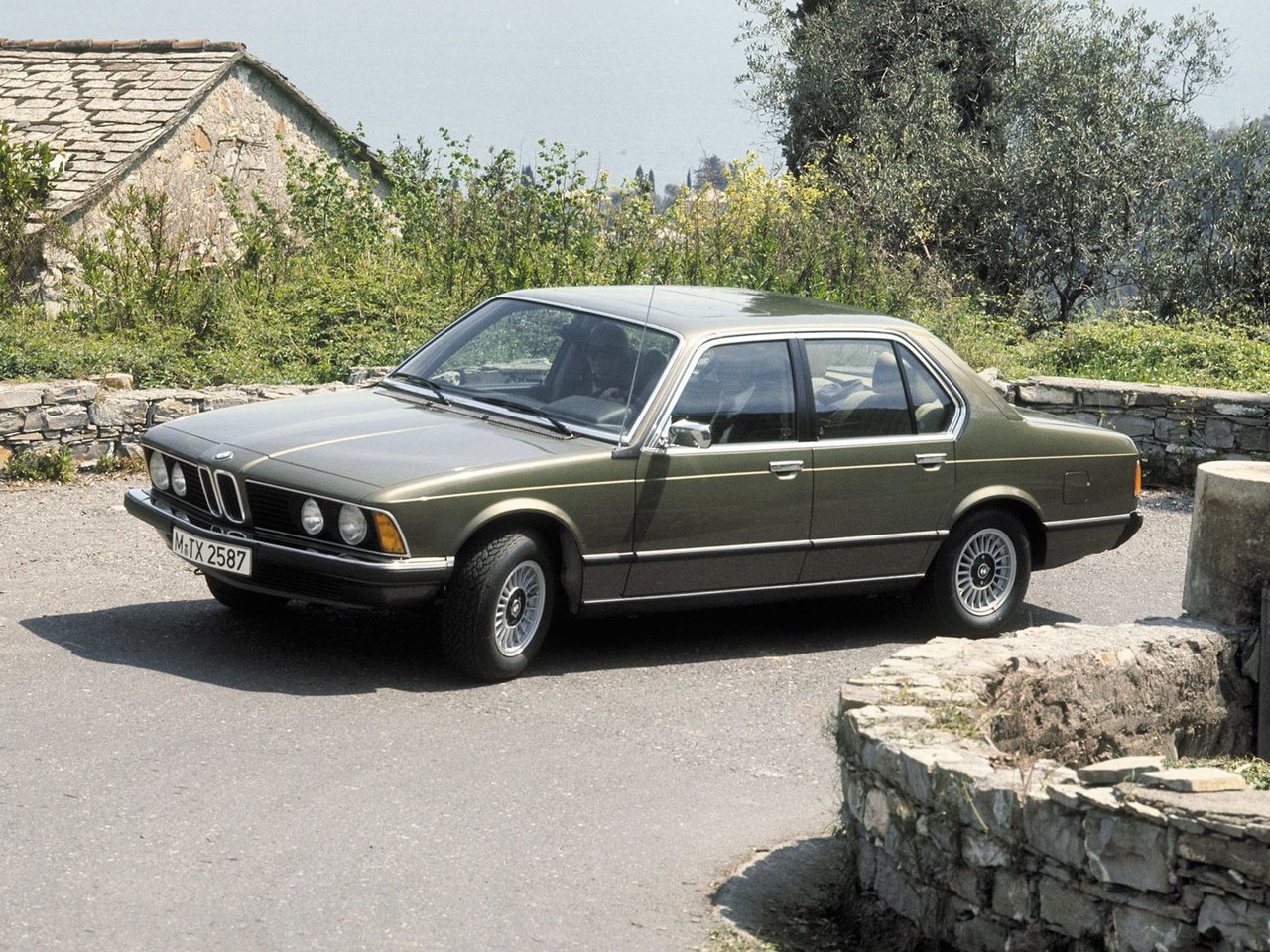 I (E23) (1977–1986)